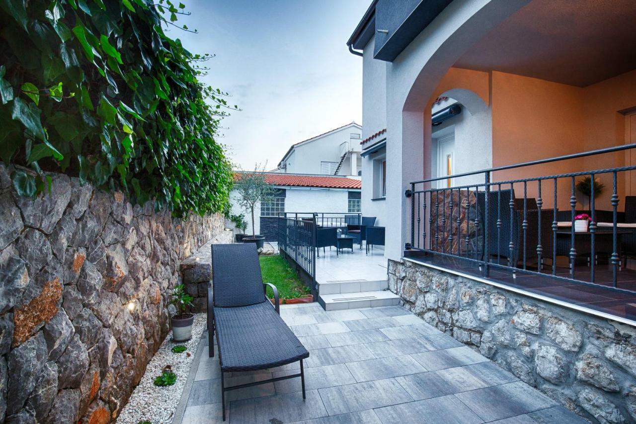 Vilaveja Krk Town Exterior photo